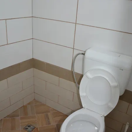 Guest House Cela * Zhaban