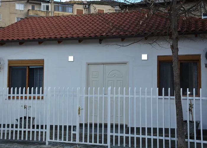 招待所 Guest House Cela Zhaban