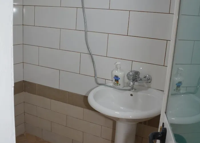 Guest House Cela 招待所