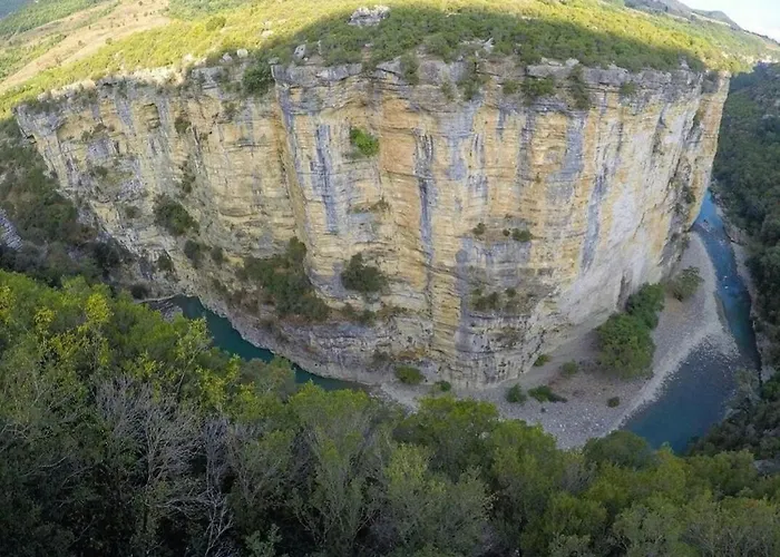 Guest House Cela * Zhaban