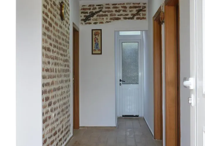 Guest House Cela