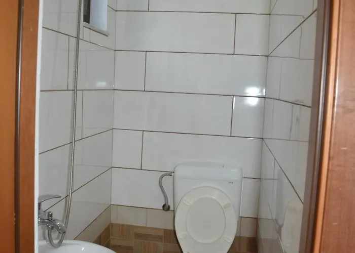 Pensionat Guest House Cela